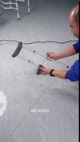 Equate Universal Crutches – Adjustable Walking Support for Adults