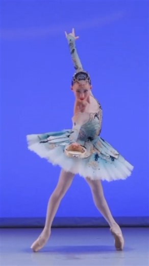 dance as life on Instagram: "@crystalhuangdance as Esmeralda at YAGP FINALS 2023 😍 #balletdancer #balletquotes #balletworld #ballet #danceinspiration #balletlife #ballerinafeet #balletacademy #pianoballetcompetition #balanchine #esmeralda #feedfeed #reels Do you like this variation?"