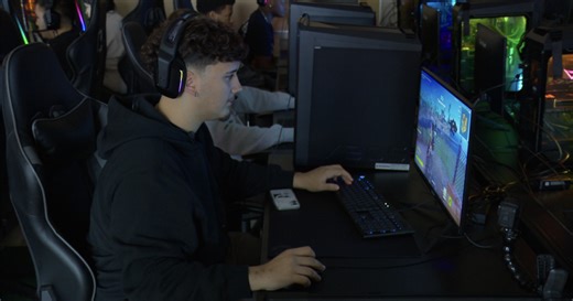 Ashtabula's Lakeside HS adds new programs, such as esports, while delays continue following roof collapse