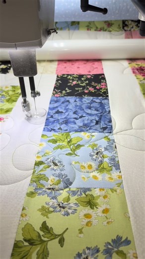 Many thanks to Carol Forestell of Quilt Lizzy Ayden for longarming this gorgeous quilt made by team member Karen Buck Ray!! | Project Linus - Beaufort, Greene, & Pitt Counties, NC Chapter