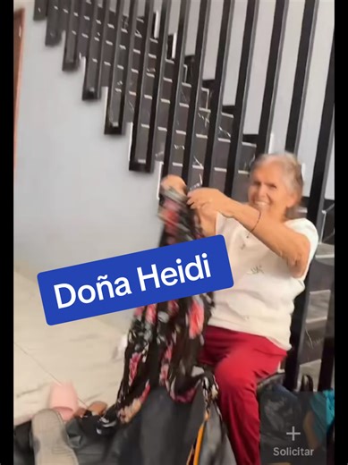 @lachukyoficial1 #doñaheidi #lasfrasesdchucky #lasfrasesdchuckytiktok #ropa #doñaheidy