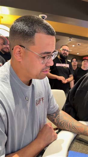 bluffin bob on Instagram: "I let my chat decide my $10,000 bet and…"