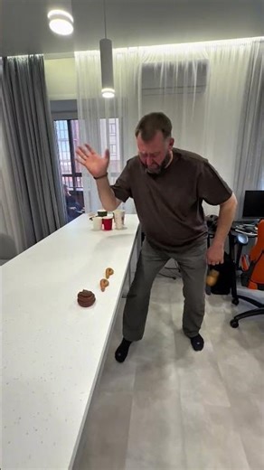 Fast drop poop cat mode💕😱