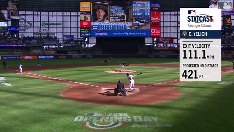 Yelich suena HR de 421 pies