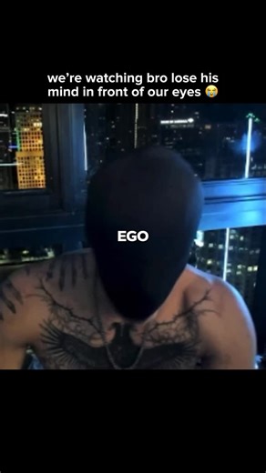 Soosh on Instagram: "Bros losing the plot . . . . #soosh #degen #streamer #bag #coke"