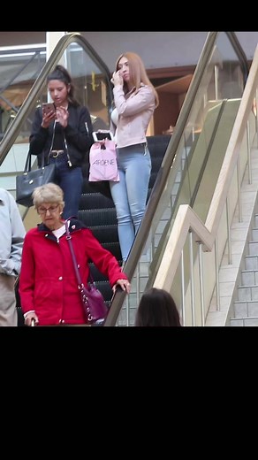 1.5M views · 12K reactions | Giving love notes to people! 藍 #comedy #funny #pranks #funnyvideos #escalator #lovenote | Butting Heads | Facebook