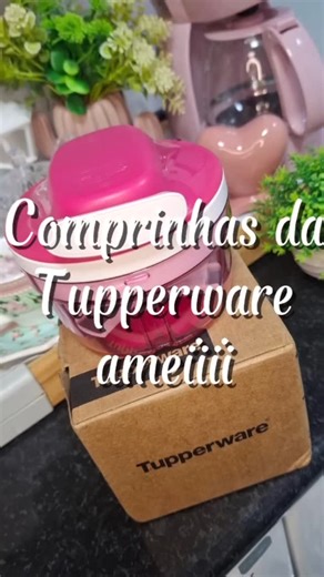 Gisele Oliveira on Instagram: "Que comprinha maravilhosa 🩷🩷🩷 TURBO CHEF SUPER SONIC 🫶🏼🫶🏼🫶🏼 AMEIII 🫶🏼🫶🏼🫶🏼🫶🏼🫶🏼 GOSTARAM ???? #cozinharosa💗 #turbochef #tupperware #tupperwarerosa #recebidos"