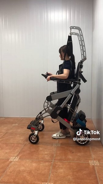 Walking wheelchair This is a wheelchair that helps patient moving and learn to walk again step by step. #topmost #topmostfurniture #topmostmedical #madeinchina #hospitalfurniture #wheelchair #walkingwheelchair #walkingaids #rehab #rehabilitation #fy #fyp