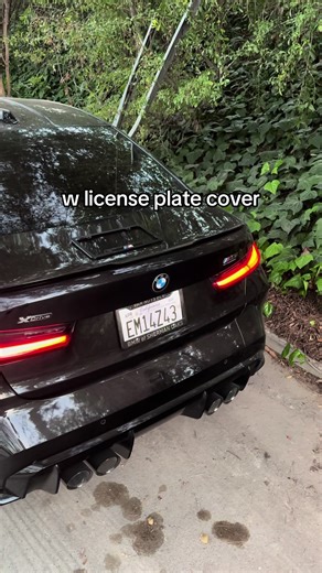 G80 BMW Car Features with License Plate Cover