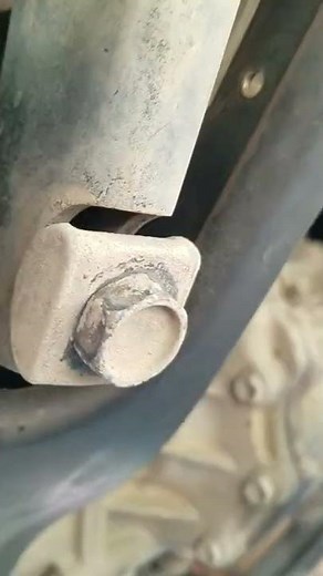 2002 frontier torsion bars bolt removal