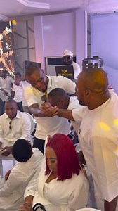 A big privilege for me to be here. I greeted the Celebrant Hon. UCHE Nwosu then Emmanuel Emenike, Osita Iheme before seeing Ogarabe across. May you see good 👌 | Okwuluora