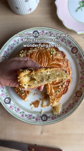 Molly Wilkinson on Instagram: "Notes below 👇 Walking you through my easy puff pastry recipe ☺️ Equal parts by weight of flour and butter and then water to bind! (I include cup and gram measurements always when I’m giving you the recipe for exactly what you need for something like palmiers or a galette) Then it’s on to the folds - one simple fold like folding a letter to go in an envelope, and the others, a double or book fold. The big butter pieces act just like a butter block and result in an