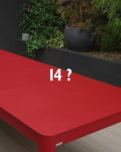 Ribambelle, c’est la table au pluriel de Fermob 🍽 ✅ Extensible avec 1, 2 ou 3 allonges pour accueillir jusque 14 personnes ✨ Pas de choc ni de rayures, l'extension de la table est faite en un tour de main 🎨 Large Choix de Coloris | Fermob