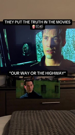 THE MATRIX 1999. UNDER THE BRIDGE SCENE. TRINITY. NEO. BUG IN STOMACH. #neo #thematrix1999 #thematrix #bugscenematrix #trinity