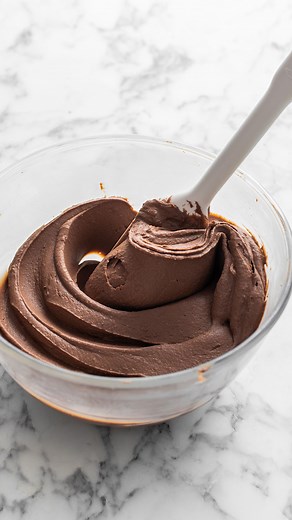 What I love most about this simple Chocolate Pastry Cream recipe is how smooth and rich in chocolate flavor it is. It uses simple ingredients and can easily be made days ahead too! It's perfect for eclairs, filling cakes and cupcakes or just eating with a spoon. Recipe is on the blog! N x | The Scran Line