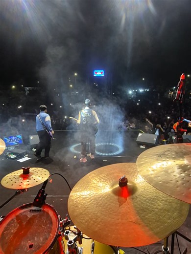 @Gilga Sahid X @STAND HERE ALONE OFFICIAL MELEPAS PENAT CIAMIS BY @shaollinmusic