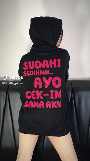 Jangan dibeli kalo ngga berani make😜# #dhella_pinkyy #fypage