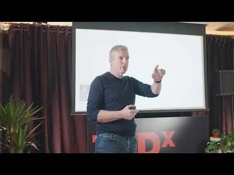 How to solve the World's toughest problems | Alan Watkins | TEDxLowCarbonLeaders
