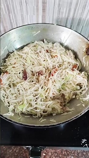 Better Than Takeout Chow Mein in 15 Minutes #chowmein #noodlesrecipe #streetfood