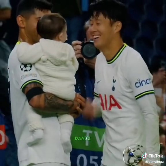 Son Heung-min: Moments of Humility and Respect on the Football Field