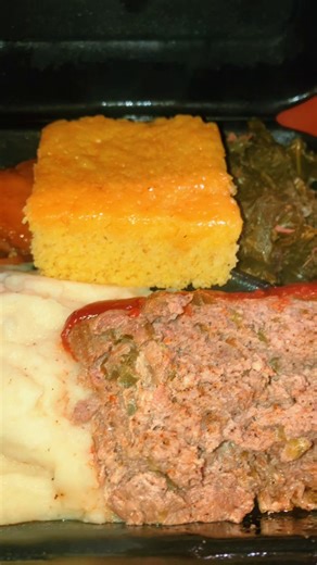 @Tudy Craddock knows what she’s doing in that kitchen!!! Cookin’ from the SOOOOOUL!!! #fyp #virał #soulfood #TheUnpaidRef #brazoriacounty