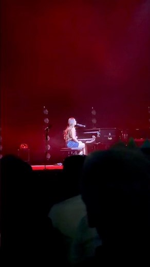 ✨The Most Beautiful Laufey Piano Performance “Too Little Too Late” #5 in Italy 🇮🇹 #laufey
