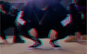 D团mark跳舞好帅啊 很有feel 比起海哥zee海草鬼 哈哈哈哈 不忍直视