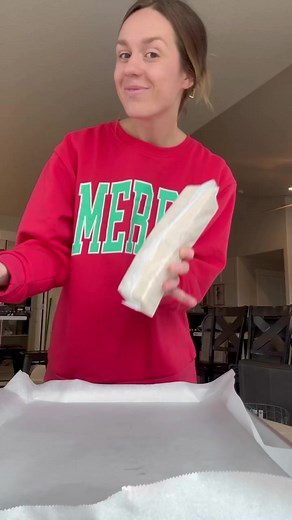 63K views · 503 reactions | Which crackers do you use in your Christmas Crack?  #christmascrack #foodies #recipeshare #holidaybaking | Cooking with Karli | Facebook
