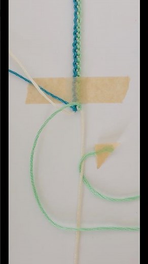 4本の糸で編む簡単ミサンガ | 4 threads #friendshipbracelet #shorts #music