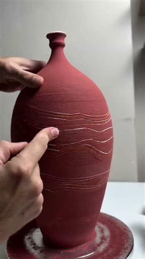 Carving of ceramic vase #pottery #artist #clay