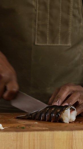 How to remove the lobster tail from the shell like a pro! Shop Omaha Steaks lobster: https://www.omahasteaks.com/buy/Seafood/Lobster?SRC=RZ0616 | Omaha Steaks