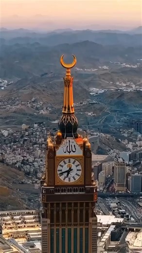 কাবা শরিফের ক্লক টাওয়ার 😱 ৬০০ মিটার উঁচু! | Makkah Clock Tower Bangla Shorts