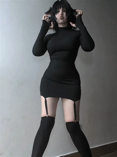 Cosplay Showcase: Meet My Office Jane Doe