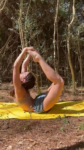 2021 vs 2022. proudest pose this year #dhanurasana #heartopeningposes #myyogajourney #ifeelinvincible | Thedailyvictorian