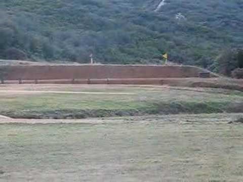 tir famas rafale de 3 a 200m sur cible arme militaire 8e rpima sniper shooting on military target