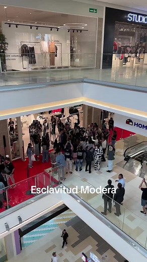 Esclavitud Moderna #elmundoalreves #losesclavosfelices