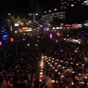 Looking for New Year's Eve plans? 🎉🎇🥂 From fireworks displays with live music to sprawling nightclub parties to a dinner cruise under the stars, find your favorite way to celebrate in Lake Tahoe. | Visit Lake Tahoe