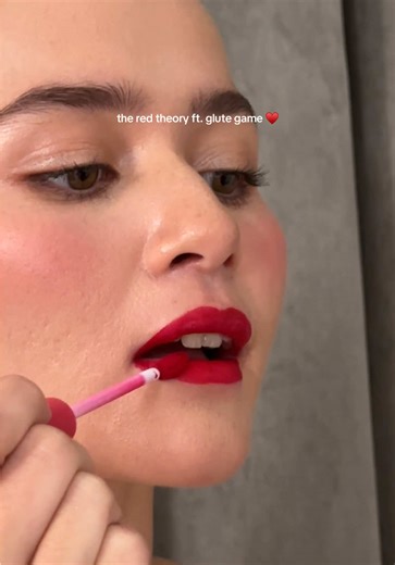 Mastering Long-Lasting Red Lip Color