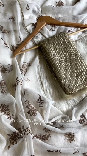 Naresh Kumar Vastranzo.India (We are Shipping Worldwide�) on Instagram: "✨ Offer Price: ₹1890/- | Comment "LINK" to get the order details in your DM! 📩 🔍 Search Code: DB388 🏷️ | Shop at: www.vastranzo.com 🌐 ❤️ Glamour Personified: Soft Georgette Crush with Gold Sequence Sparkle! ❤️ Get ready to own the night with our Celebrity Inspired Georgette Crush Sarees. Featuring a trendy pleated "crush" texture and shimmering Gold Sequence embroidery, this saree is designed for the modern diva who lov