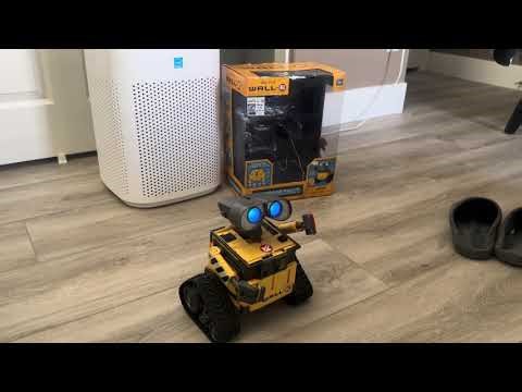 Thinkway Toys U-Command WALL-E Program Actions DEMO