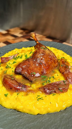 Notorious Foodie on Instagram: "Home Cooking Sessions: Duck Confit. Slow cooked, crispy duck with a rich saffron risotto. Full recipe below 👇🏽🤤 - 1. Grab some duck legs and trim off any excess fat - these were @gressinghamduck legs from @waitrose 2. Season generously with sea salt + black pepper, crushed juniper berries, zest of 1x orange and some thyme, then wrap in clingfilm and leave to brine in the fridge for 2h or overnight 3. Remove from fridge, wash off the brine, pat dry and add legs 