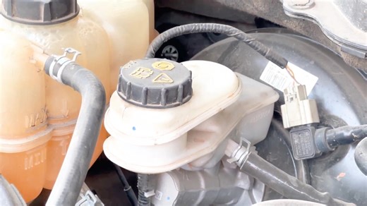 9.5K views · 177 reactions | VEHICLE FLUID CHECKS | In this video we...