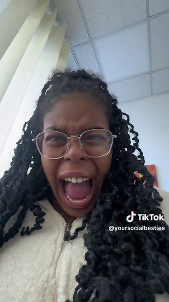 A Day in the Life of a Teenager Experiencing Pregnancy