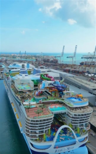 The biggest cruise ship in history | Full tour & inside look