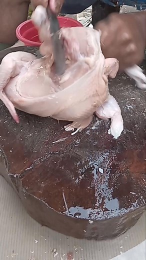 2.4K views | Very easy cutting chicken #tutorial #cuttingskills | 0rang dalam | Facebook