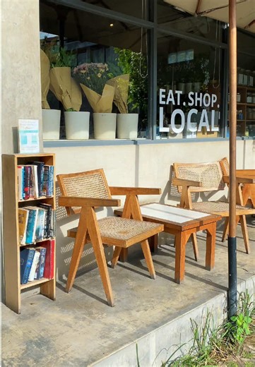 Zoom into Bali's breathtaking views🌍🌴... and discover a fresh world at Bali Direct Store🥬🍊 Come for the vibes, stay for the farm-fresh goodness!🛒🌿 #Bali #Balidirectstore #wholefoodstore #fresh #vegan #glutenfree #veggies #vegetables #fruits #sustainability #local #support local #shoplocal #healthyfood