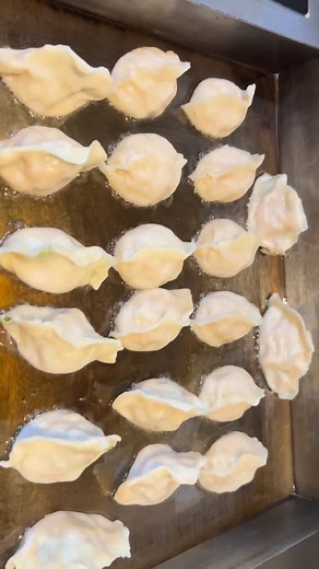 “At Lee’s Dumpling House, every dish is made with comfort in mind — from our juicy dumplings to our crispy snacks and hearty noodle bowls. Whether you’re stopping by for a quick bite or a cozy meal, we’ve got something warm and delicious waiting for you 👉 www.leesdumplinghouse.com ** Order from our website, enjoy in store pricing.** Lee’s Dumpling House 📍399 Old Orchard Grove, Unit 1, North York ( take-out/ delivery/ limited seating) 📍619 Gerrard St East, Toronto ( dine in / takeout / deliver