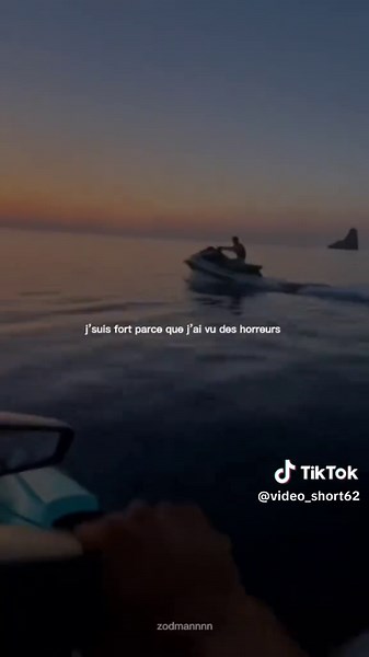 Musique Triste de Jul : Émotions et Ambiance Horrifique