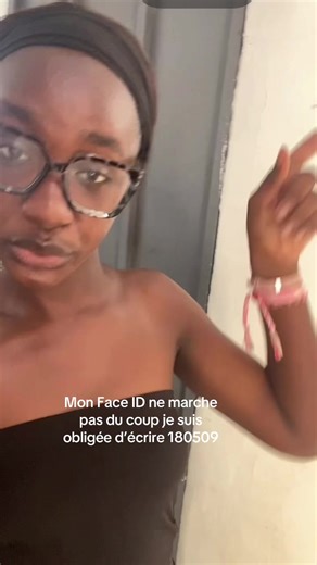 Pour ce qui ne comprennent pas en mode j’ai juste suivi la trend en essayant avec ma date de naissance sinon il y’a d’autre gens qui l’ont fait avec les dates qui leurs ont #seventeenold#seventeenolda #CapCut #シ゚viral #pourtoi