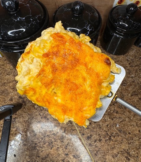 5.9M views · 56K reactions | Easy 4 Cheese Baked Mac 3 Tablespoons of...